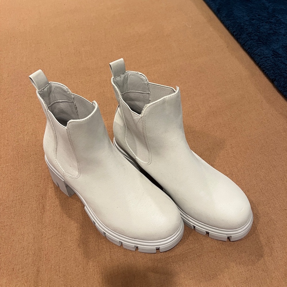 Women's White Ankle Boots